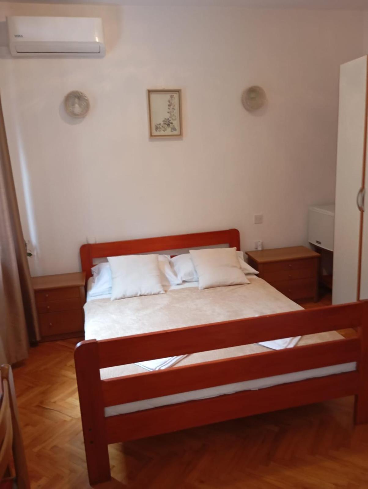 Rooms Helena Крк Экстерьер фото