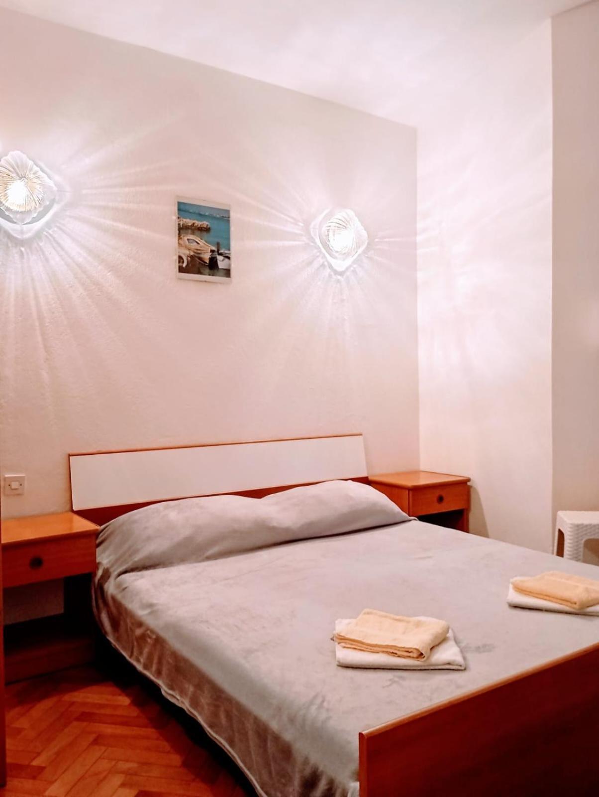 Rooms Helena Крк Экстерьер фото