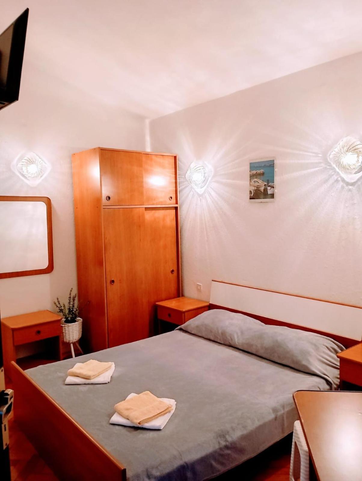 Rooms Helena Крк Экстерьер фото